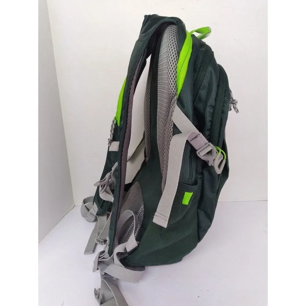 Outdoor Products Hiking Hydration Backpack Green 10x17x6‎